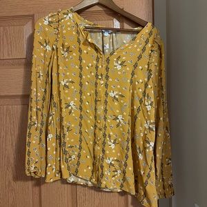 Women’s long sleeve